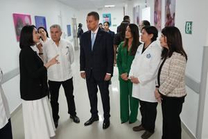 Recorrido por las instalaciones del Instituto Nacional del Cáncer Rosa Emilia Sánchez Pérez de Tavares (INCART).