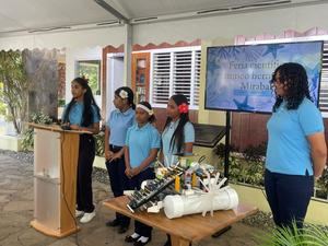 Durante la feria, estudiantes y docentes de los diferentes centros educativos de la provincia presentaron proyectos innovadores.