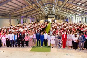 152 mujeres fortalecen su autonomía económica tras graduarse de Mujeres Súper Emprendedoras