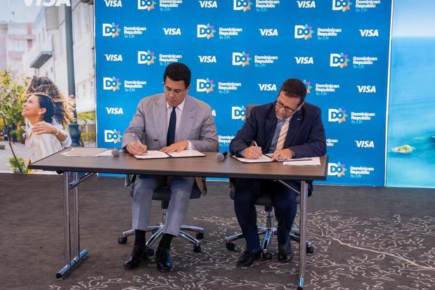 El acuerdo fue suscrito en la ciudad de Miami por el ministro de Turismo, David Collado, y el vicepresidente senior de Visa para el Caribe y Centroamérica, Jorge Lemus.