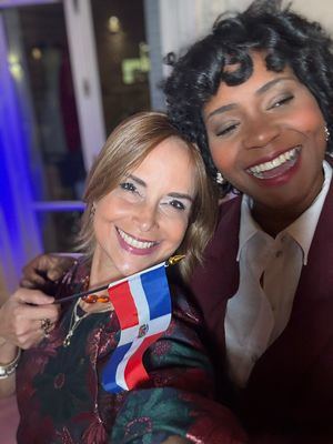 La diplomacia dominicana brilla en París.