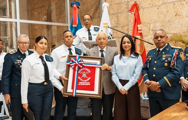 La cuadragésima graduación, promoción 2025-2026 general Hugo Adolfo Arriaga Feliz, se llevó a cabo en el Monumento a Fray Antonio de Montesino.