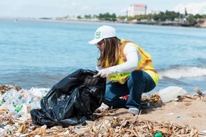 Alcaldía del DN y Medio Ambiente unen fuerzas por playas limpias
