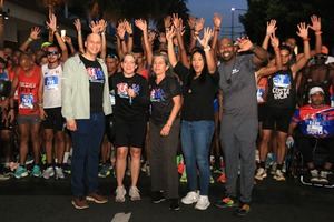 Alejandro y Soranyi Rodríguez conquistan la Carrera Carrefour 10K en Santo Domingo