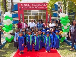 Culminan 1,650 niños su formación en estimulación temprana en los Espacios de Esperanza