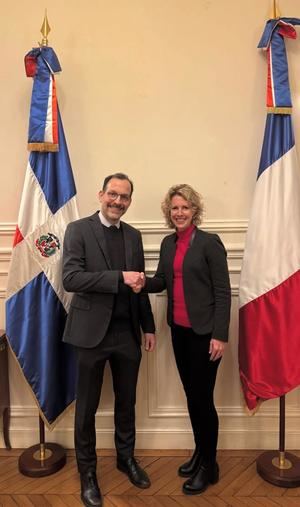 David Puig, embajador dominicano y Sonia Barbry, embajadora de Francia en República Dominicana