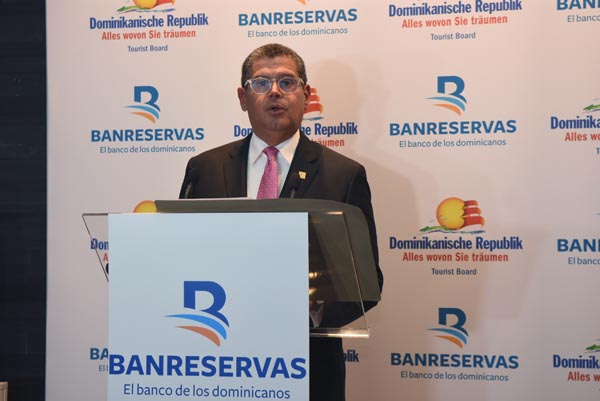 Subadministrador de Negocios Banreservas, William Read Ortiz