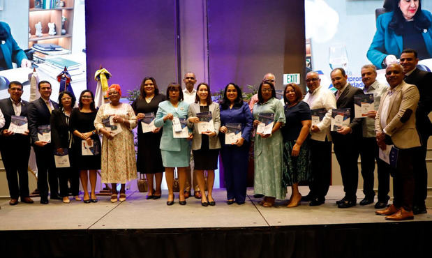 IDECOOP Lanza la Carta Compromiso al Ciudadano para Fortalecer la Transparencia y la Integridad Institucional.