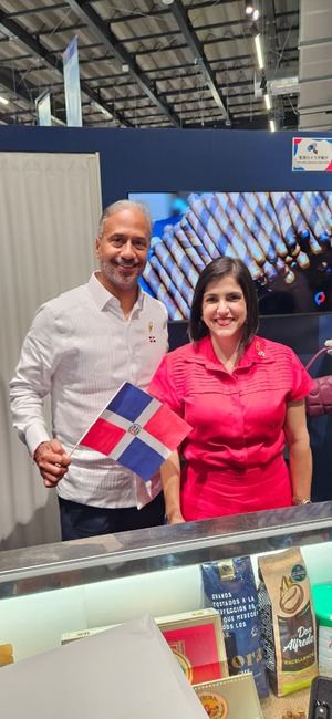 Zanony Severino y Biviana Riveiro.