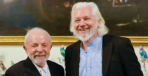 Lula se reunió con Julian Assange en Roma: "Está bien de salud y reconstruyendo su vida"