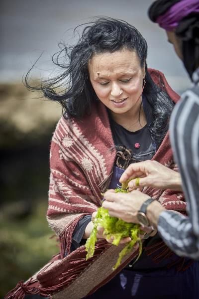 Imagen cedida por la editorial Planeta Gastro de la cocinera Najat Kaanache realizadas por Javier Peñas. 