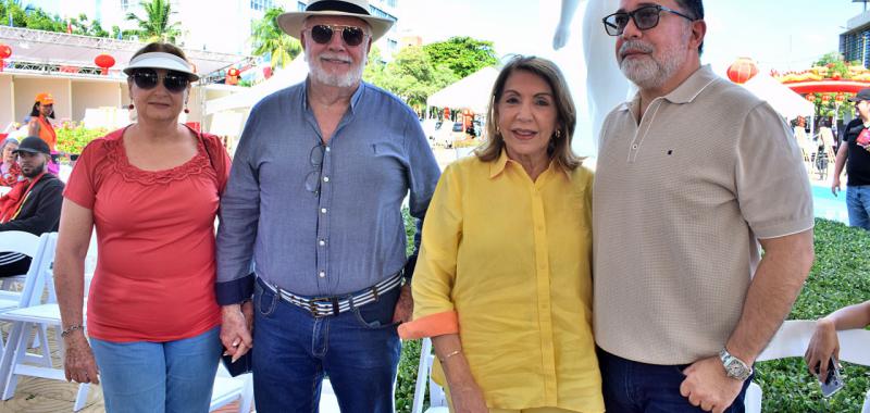 Mayda Balmaseda, Eduardo Klinger, Maribel Lazala y Manuel Mota.