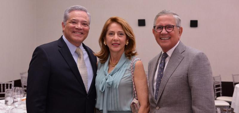 Directores del Centro Weill Cornell Medicine realizan presentación en el país