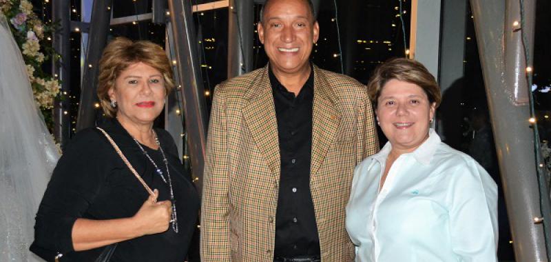 Lisa Álvarez, Víctor Erarte y Raysa Vázquez