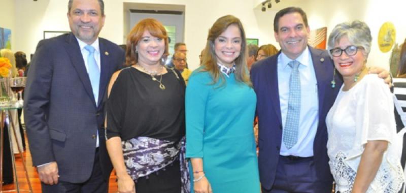 Cesar Prieto, Sandra Abinader, Aurora Garcia, Ramon Contreras y Gisela Contreras