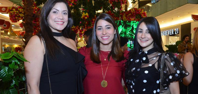 Sarah Despradel, Dierdre Natera y Marjorie Franjul