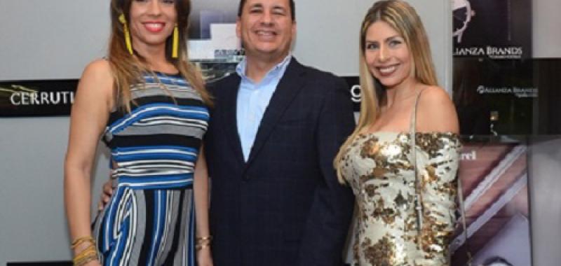 Connie Ventura, Nelson Rodriguez y Gaby de Bagnara