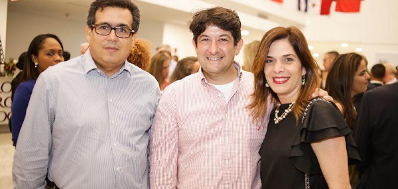 Ernesto Cuello, Alberto Debes y Nathalie Selman