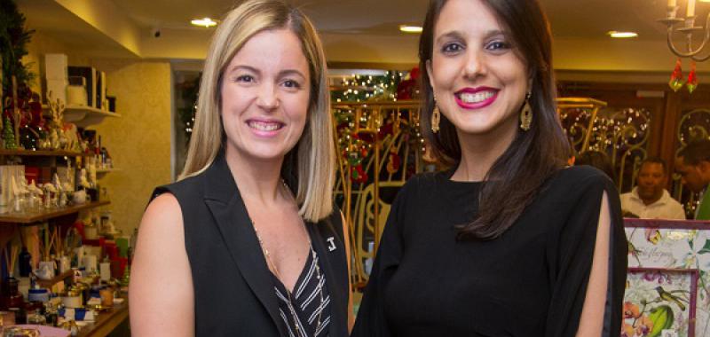 Johanna de Cabral y Elsa Logroño