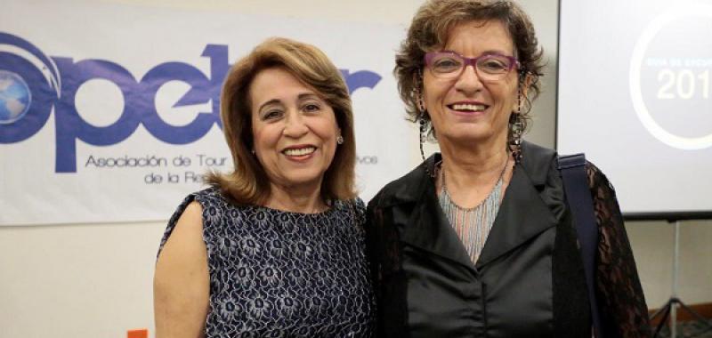 Denise Reyes y Elena Nunciatini